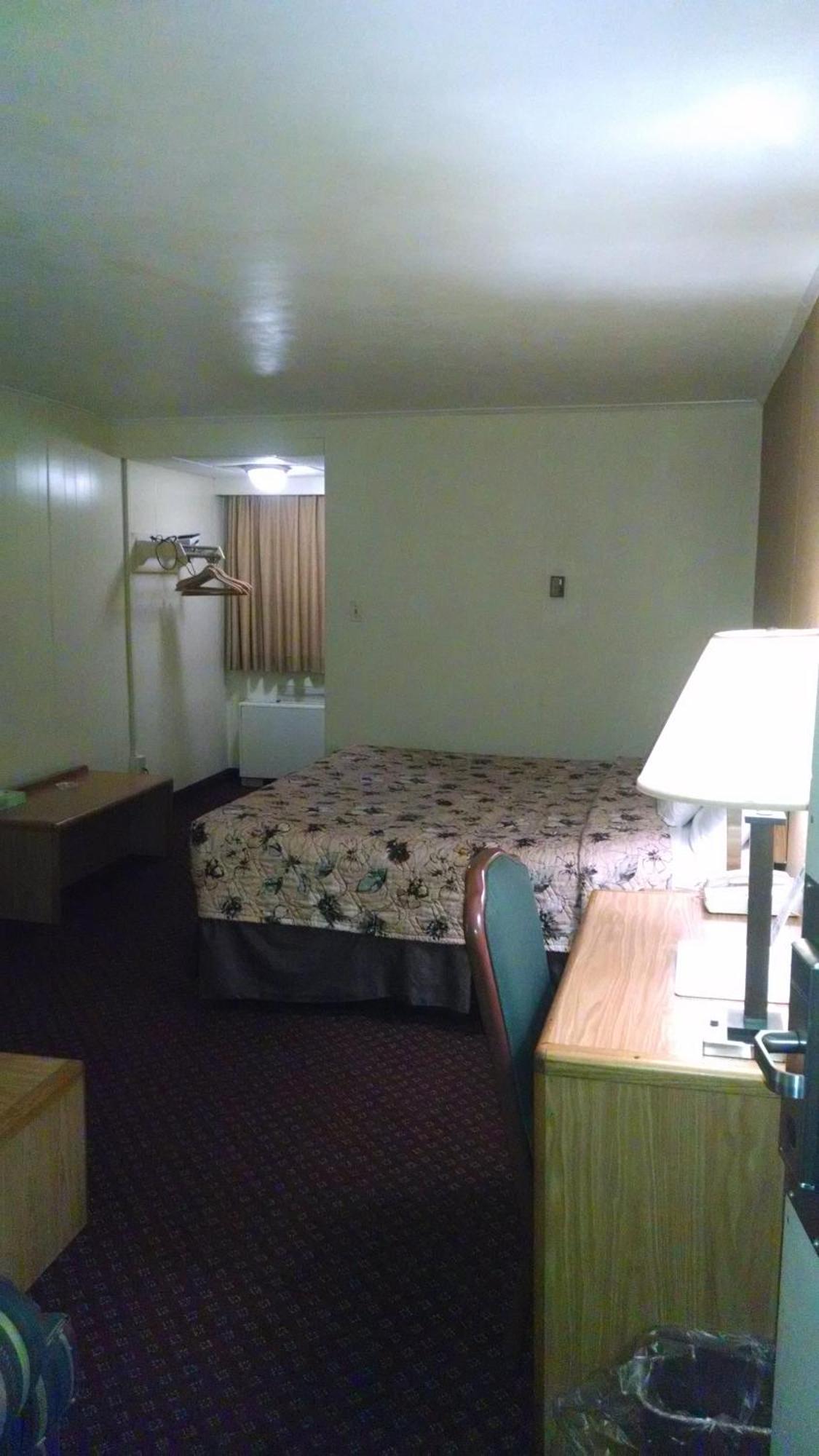 Red Carpet Inn & Suites Ebensburg Quarto foto